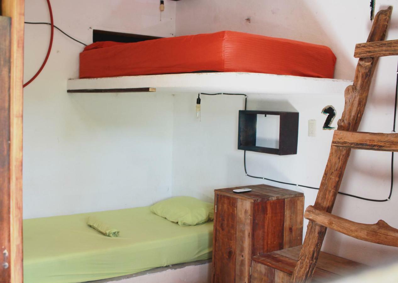 Black Jaguar Hostel Bacalar Exterior photo